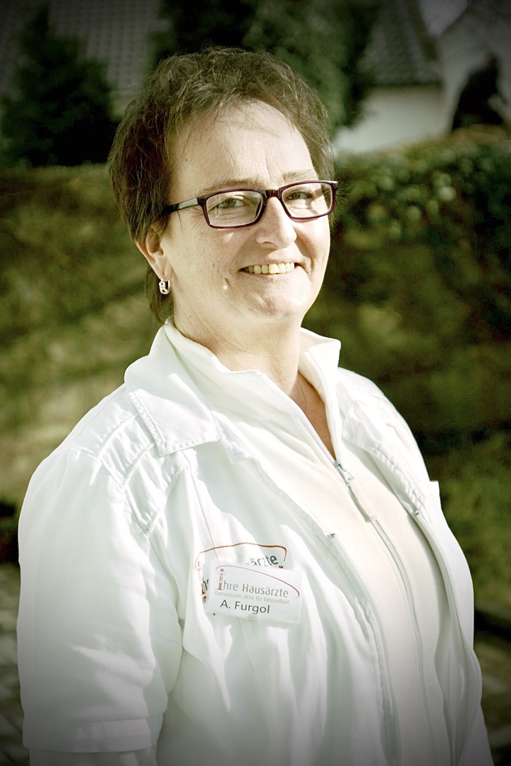 Annette Furgol